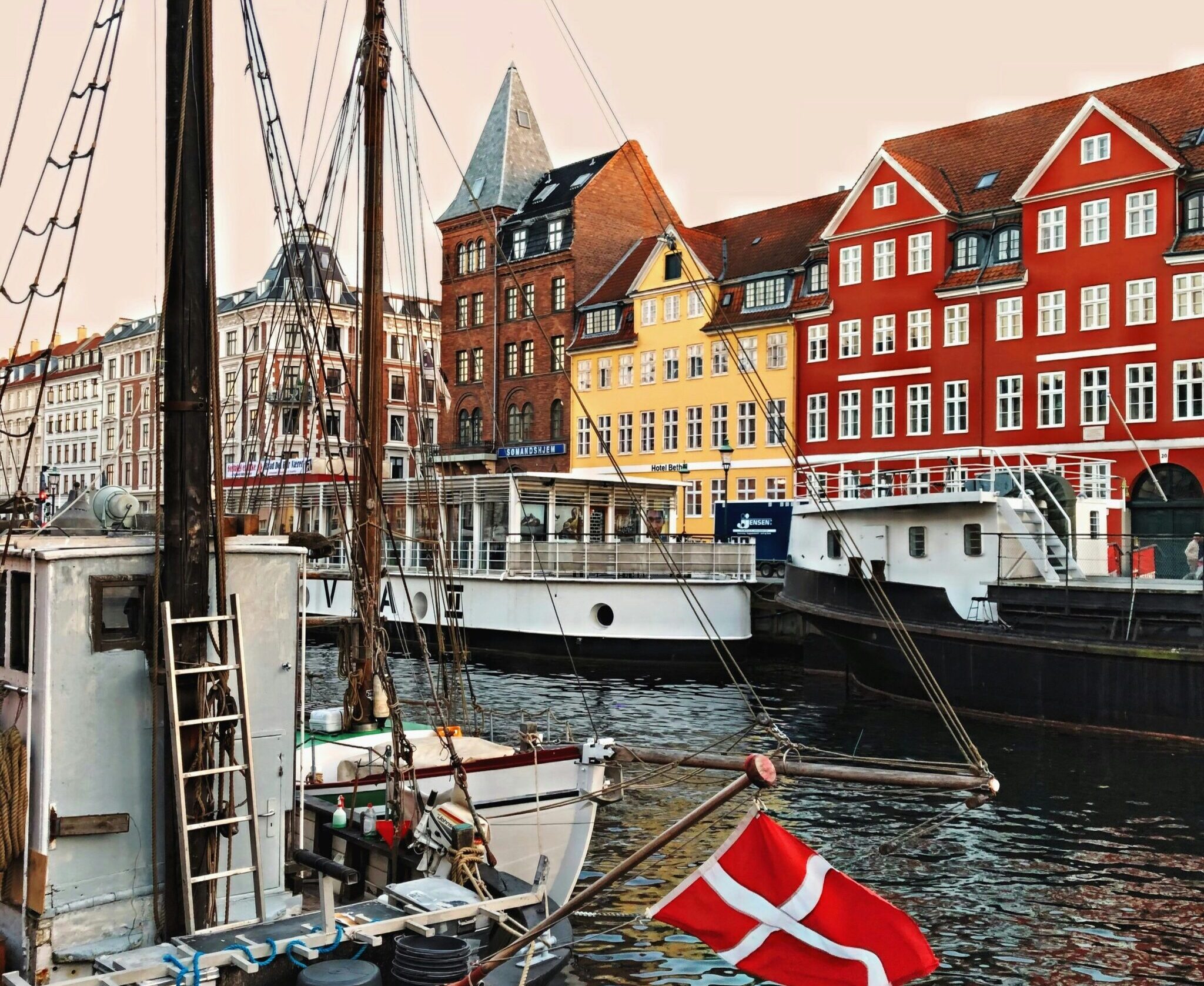 DAY 1 : Aug. 20, Wednesday > Landed in Copenhagen